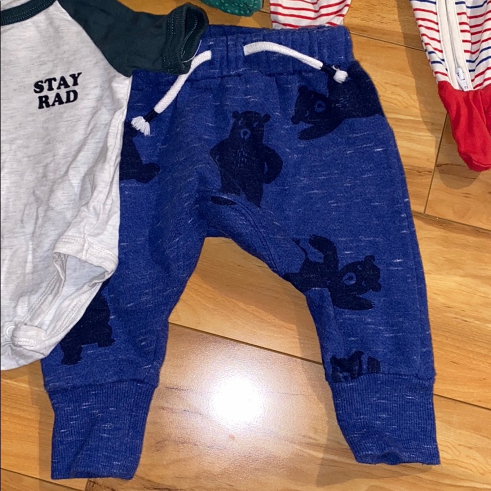 Excellent condition Cotton On Baby set. - Picture 3 of 5